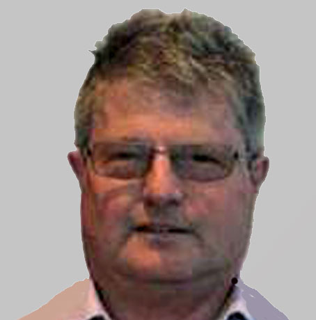 holding-banner-6c